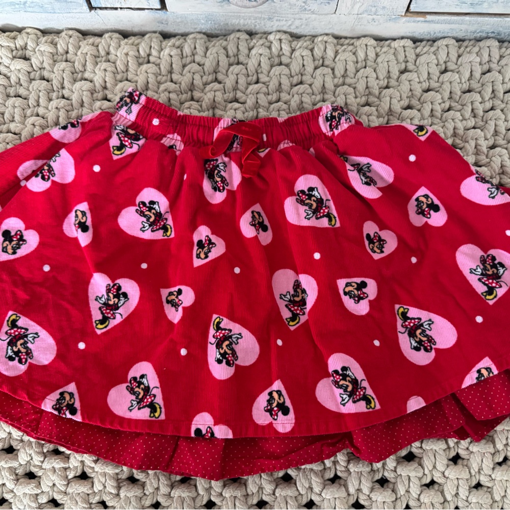 Girls XS Walt Disney World Minnie Mickey Heart Corduroy Heart Red Skirt